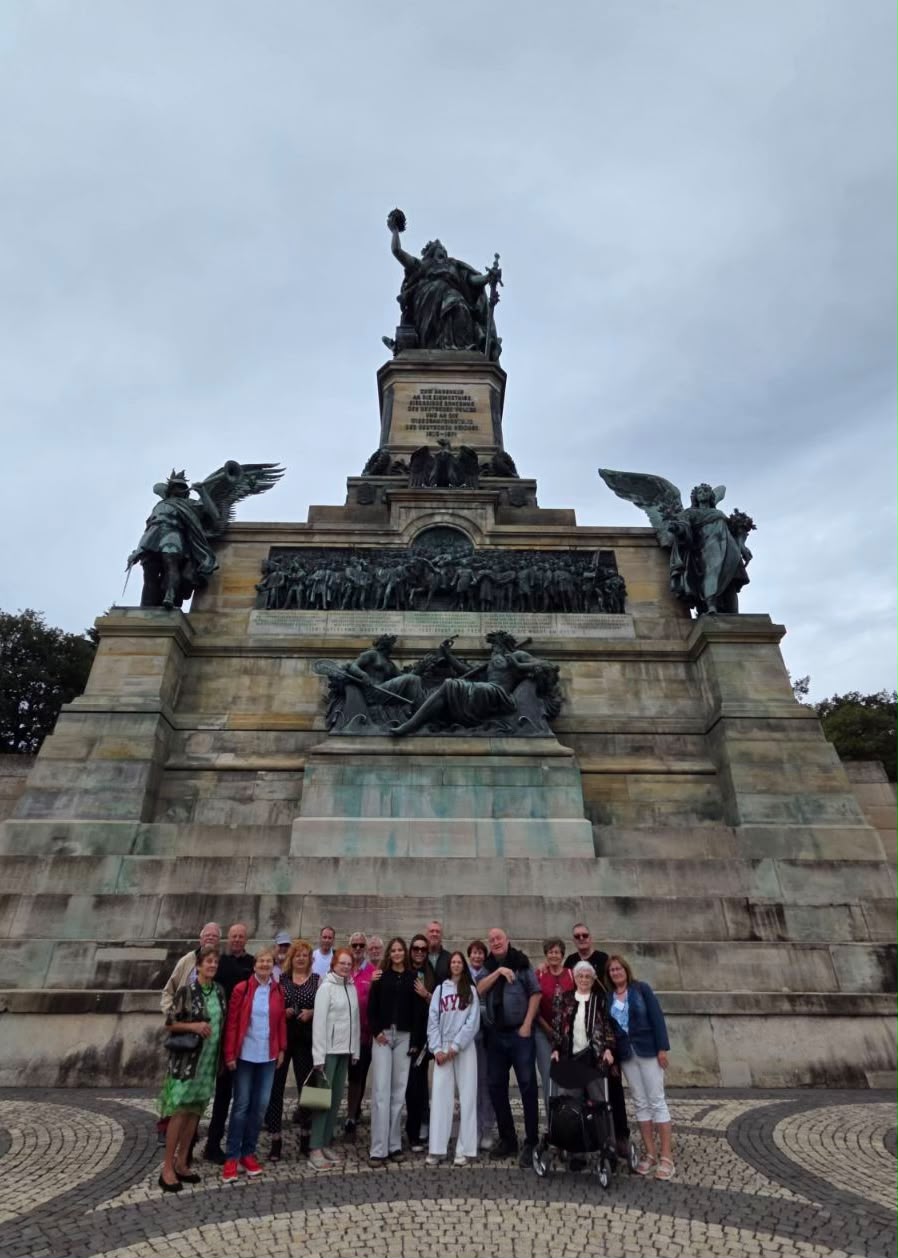 Mit der Seilbahn hinauf: Niederwalddenkmal