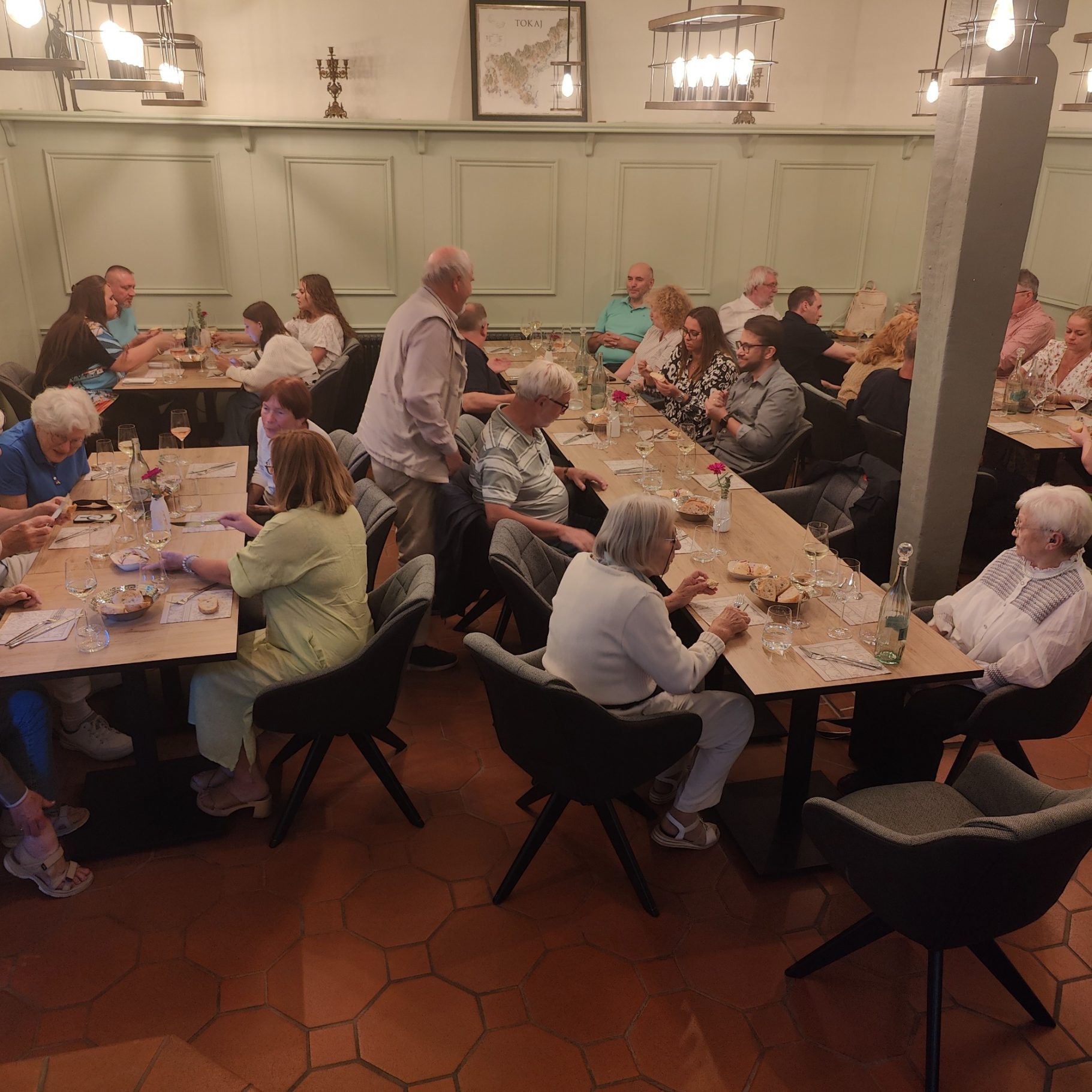 Abendessen im "Grünen Baum"